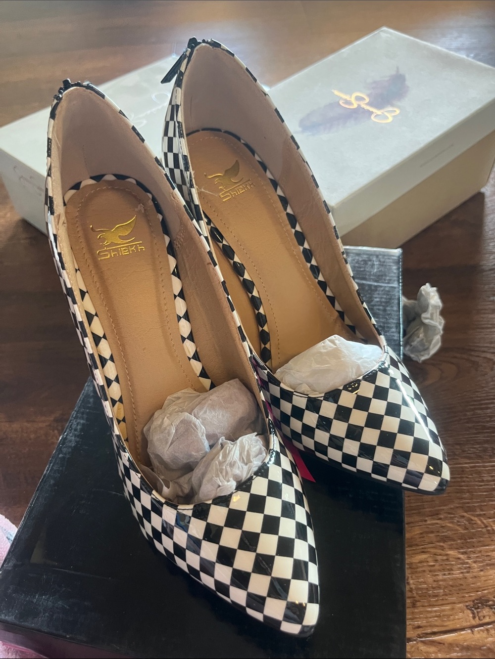 Black & White Checkered Pointed-Toe Pumps